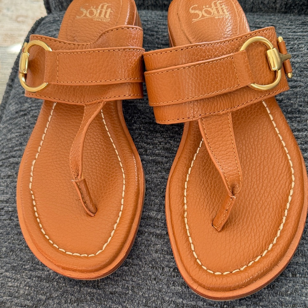 Sofft Brown Leather Sandals - Picture 5 of 7